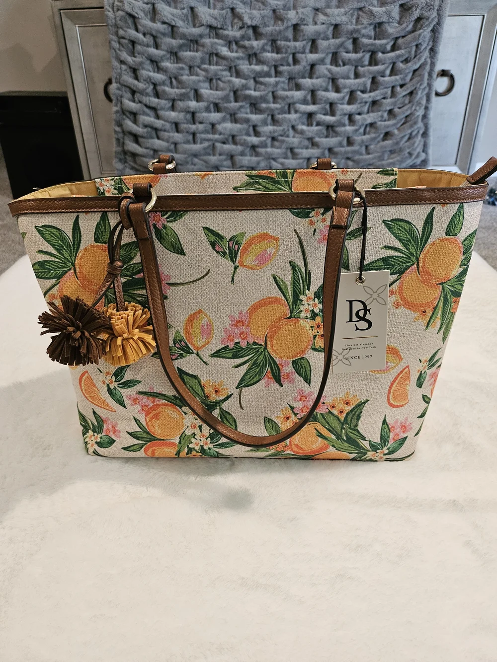 D S Designed in New York Canvas Tote Bag in Orange Green Floral Citrus Print O/S